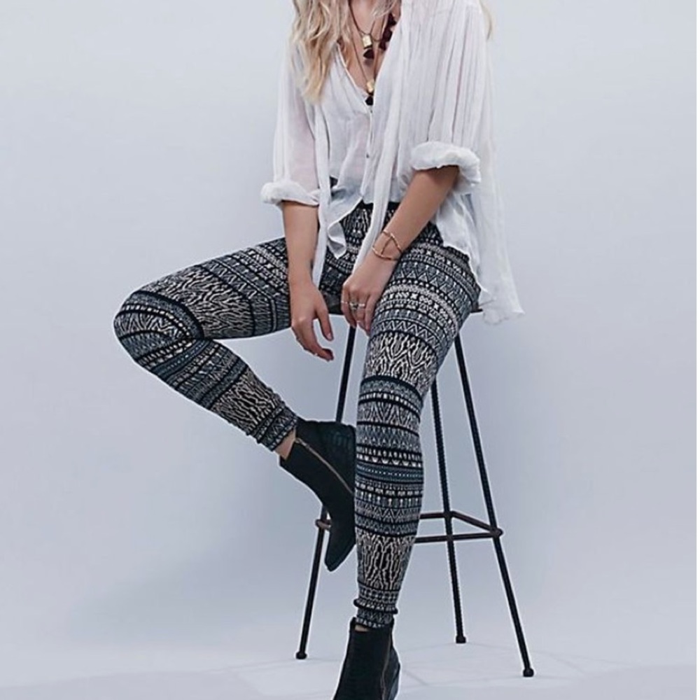 [Free People] Come As You Are Sweater Leggings